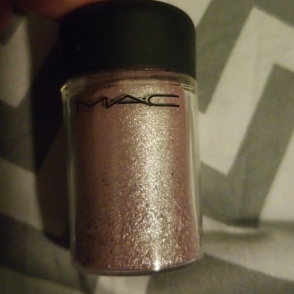 MAC Cosmetics Other - MAC pigment powder